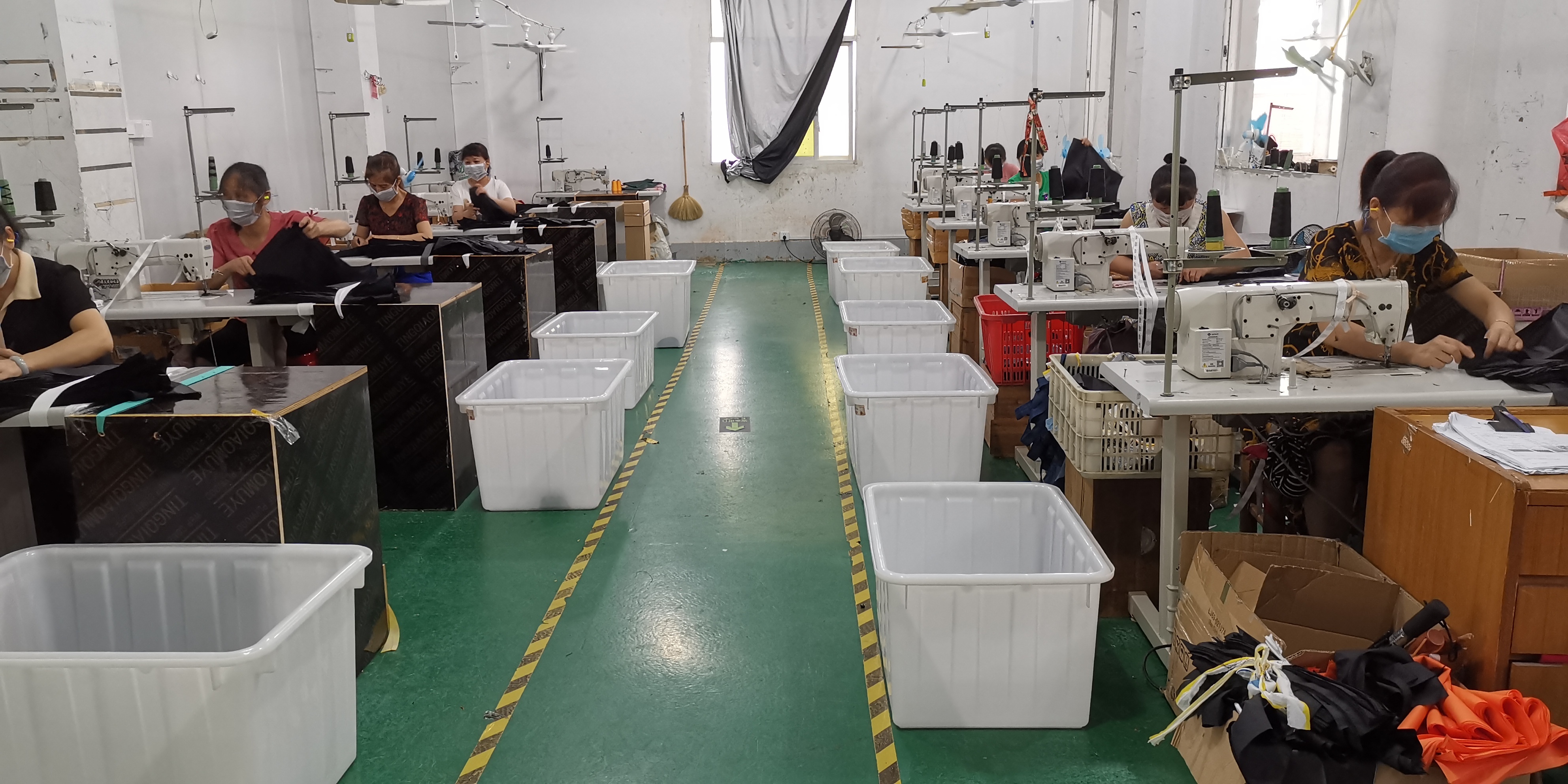 Xiamen United-Prosperity Industry & Trade Co., Ltd. สายการผลิตของโรงงาน