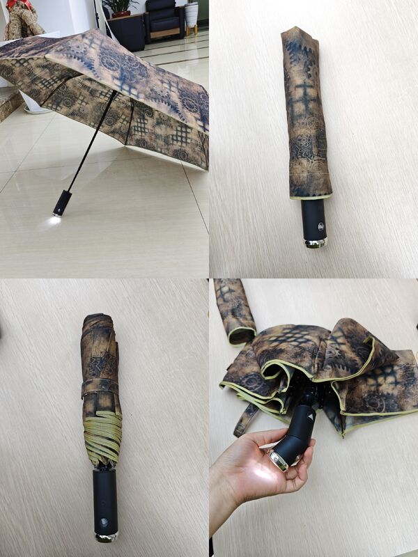 LED Lighted Auto Open/Close Safety Umbrella with Reflective Strip for Night Visibility สายร่มความปลอดภัยเปิด/ปิดโดยอัตโนมัติ